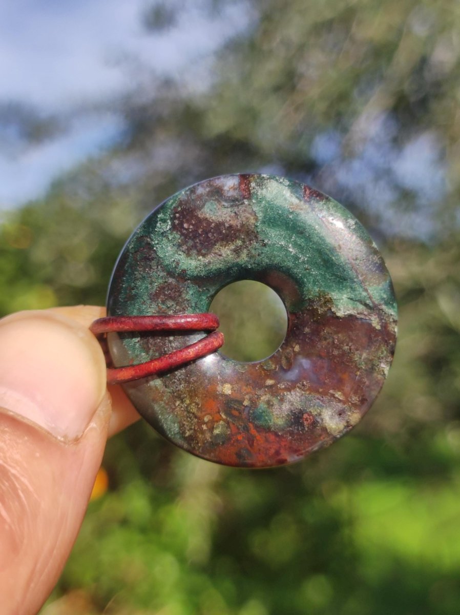 Heliotrop - Donut 30mm Edelstein Kette rund Heilstein Schutzsymbol Mann Frau Kind Glück HIPPIE GOA Boho Tibet Ethno Natur Rarität Geschenk - Art of Nature Berlin