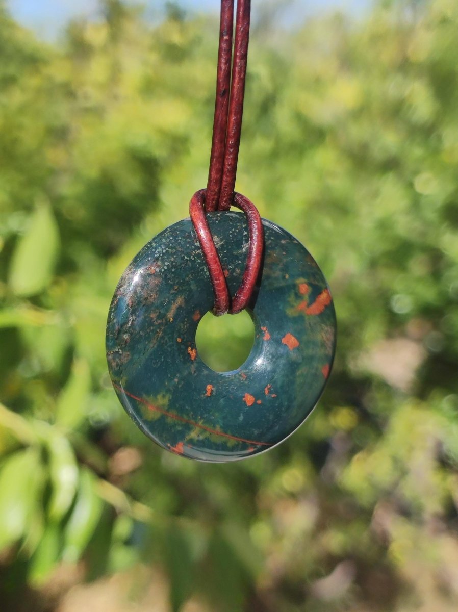 Heliotrop - Donut 30mm Edelstein Kette rund Heilstein Schutzsymbol Mann Frau Kind Glück HIPPIE GOA Boho Tibet Ethno Natur Rarität Geschenk - Art of Nature Berlin