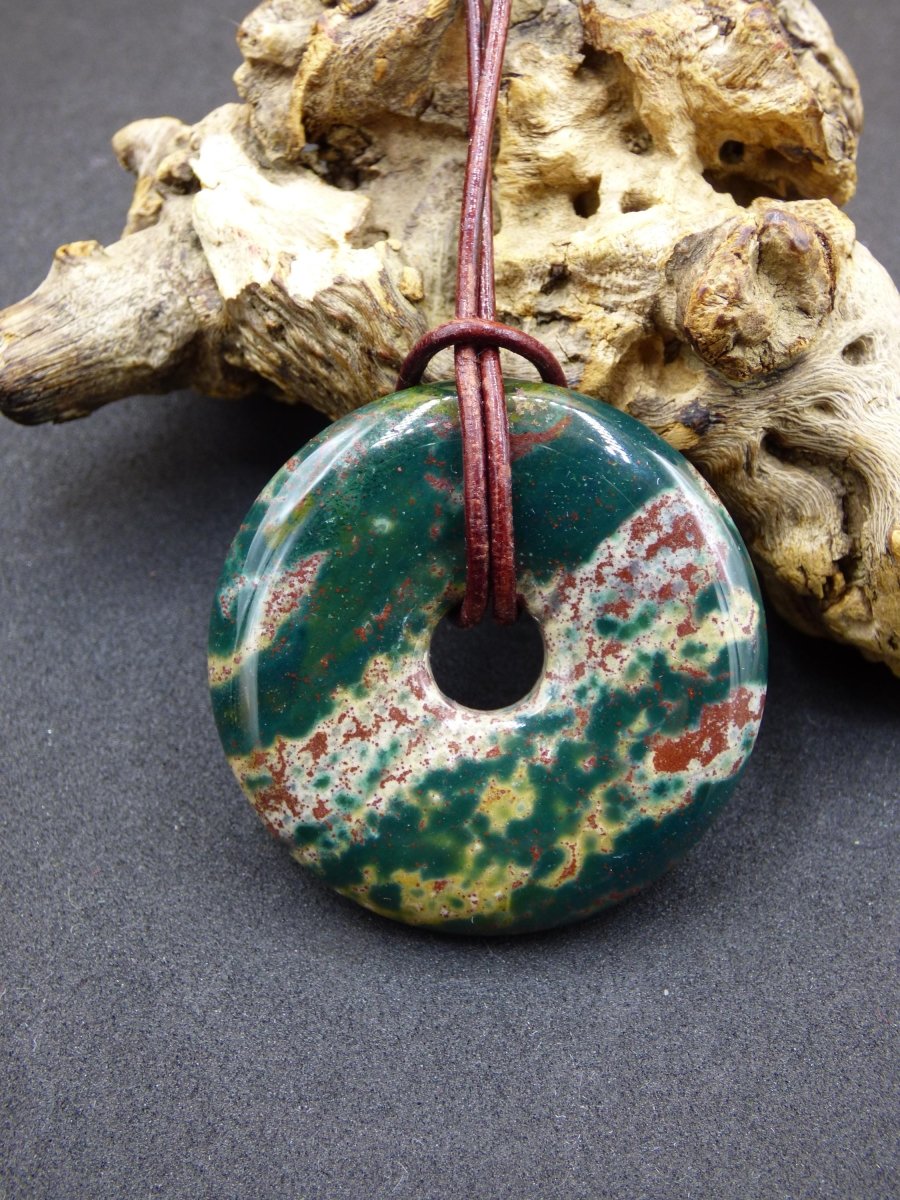 Heliotrop - Donut 40mm Edelstein Kette rund Heilstein Schutzsymbol Mann Frau Kind Glück HIPPIE GOA Boho Tibet Ethno Natur Rarität Geschenk - Art of Nature Berlin