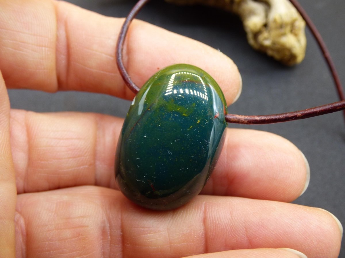 Heliotrop ~ Edelstein Kette grün Heilstein Schutzsymbol Mann Frau Er Sie Kind Glück HIPPIE GOA Boho Tibet Ethno Natur Rarität Geschenk - Art of Nature Berlin