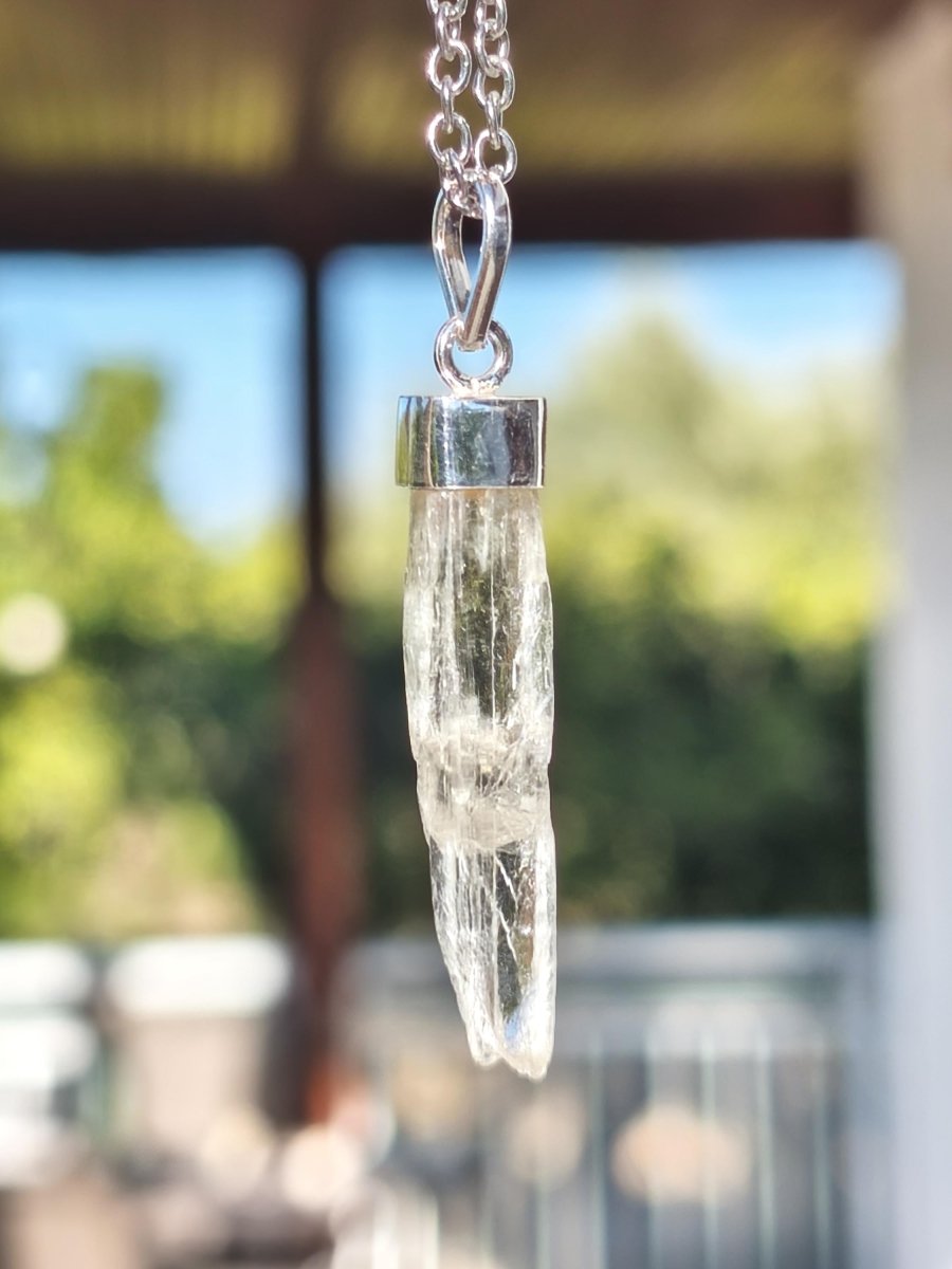 Hiddenit Kette AAA Rarität 925 Sterling Silber Anhänger Edelstein Klar transparent Natur Heilstein Selten Geschenk Mann Frau Er Sie Mineral - Art of Nature Berlin