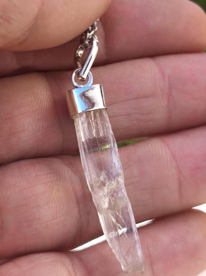 Hiddenit Kette AAA Rarität 925 Sterling Silber Anhänger Edelstein Klar transparent Natur Heilstein Selten Geschenk Mann Frau Er Sie Mineral - Art of Nature Berlin