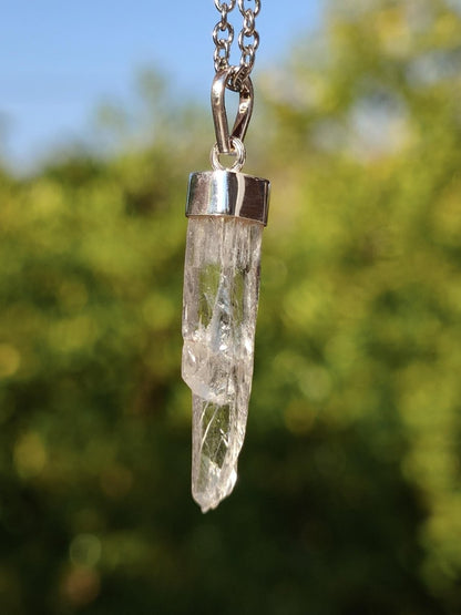 Hiddenit Kette AAA Rarität 925 Sterling Silber Anhänger Edelstein Klar transparent Natur Heilstein Selten Geschenk Mann Frau Er Sie Mineral - Art of Nature Berlin