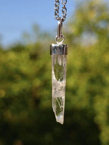 Hiddenit Kette AAA Rarität 925 Sterling Silber Anhänger Edelstein Klar transparent Natur Heilstein Selten Geschenk Mann Frau Er Sie Mineral - Art of Nature Berlin