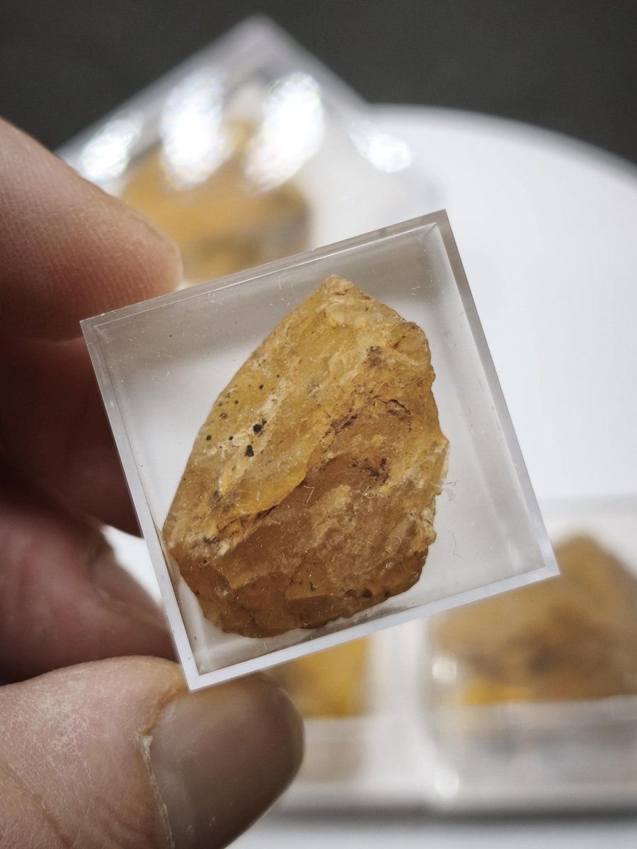 Honigopal Rohsteine aus Tansania – 4 Unikate zur Auswahl – 26–29 mm Mineralien Sammler Stufen Edelstein Deko Kristall Heilstein Geschenk - Art of Nature Berlin