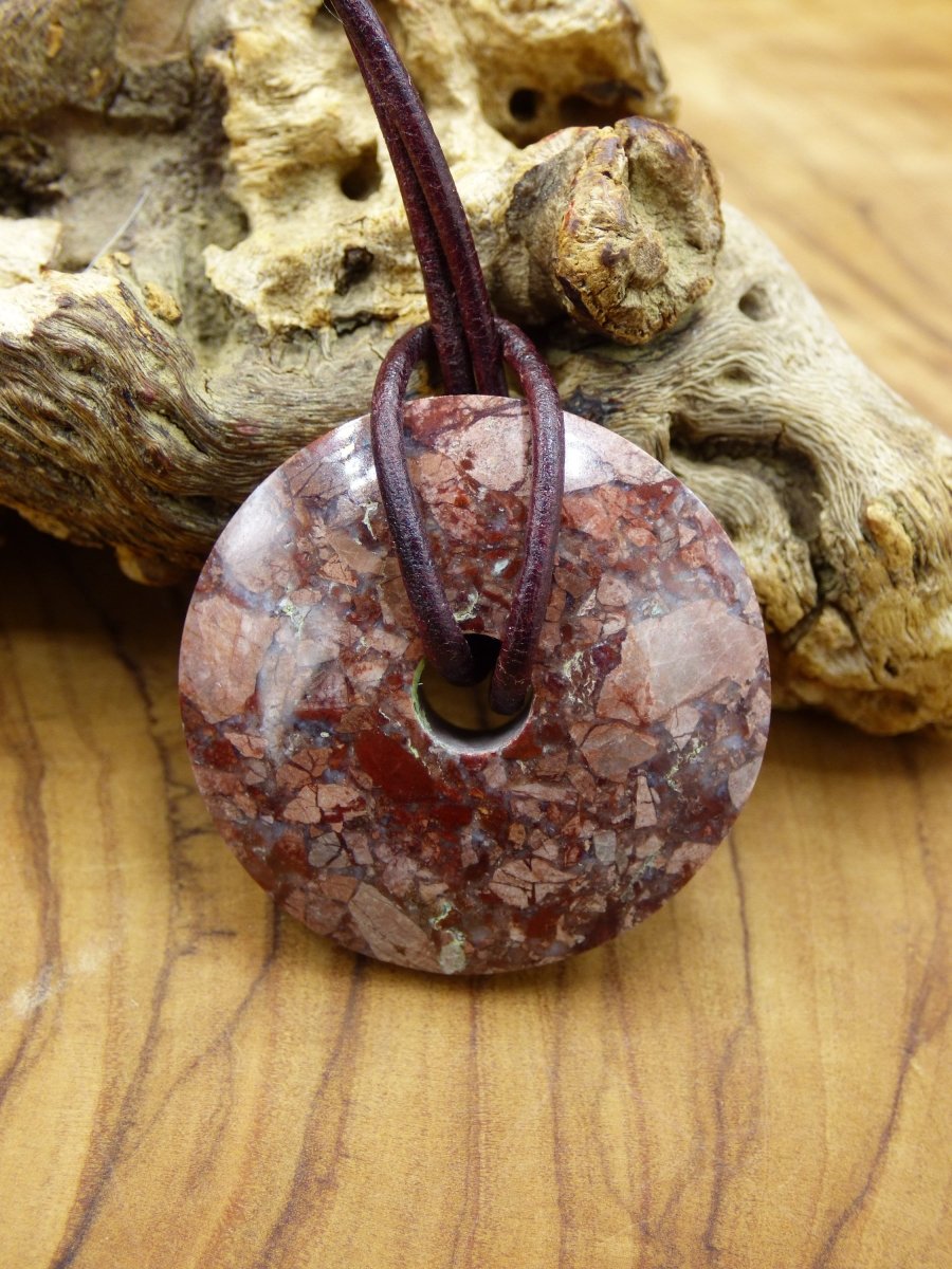 Huanucite - Roter Jaspis - Edelstein Kette rot Natur Heilstein Kristalle Schmuck Anhänger Er Sie Mann Frau Geschenk Rarität GOA Boho Ethno - Art of Nature Berlin