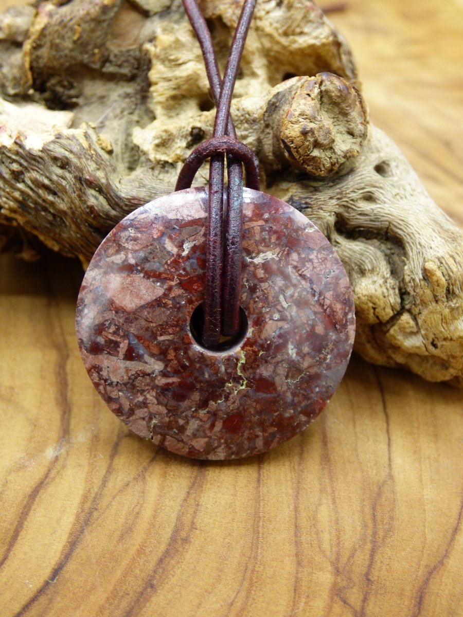 Huanucite - Roter Jaspis - Edelstein Kette rot Natur Heilstein Kristalle Schmuck Anhänger Er Sie Mann Frau Geschenk Rarität GOA Boho Ethno - Art of Nature Berlin