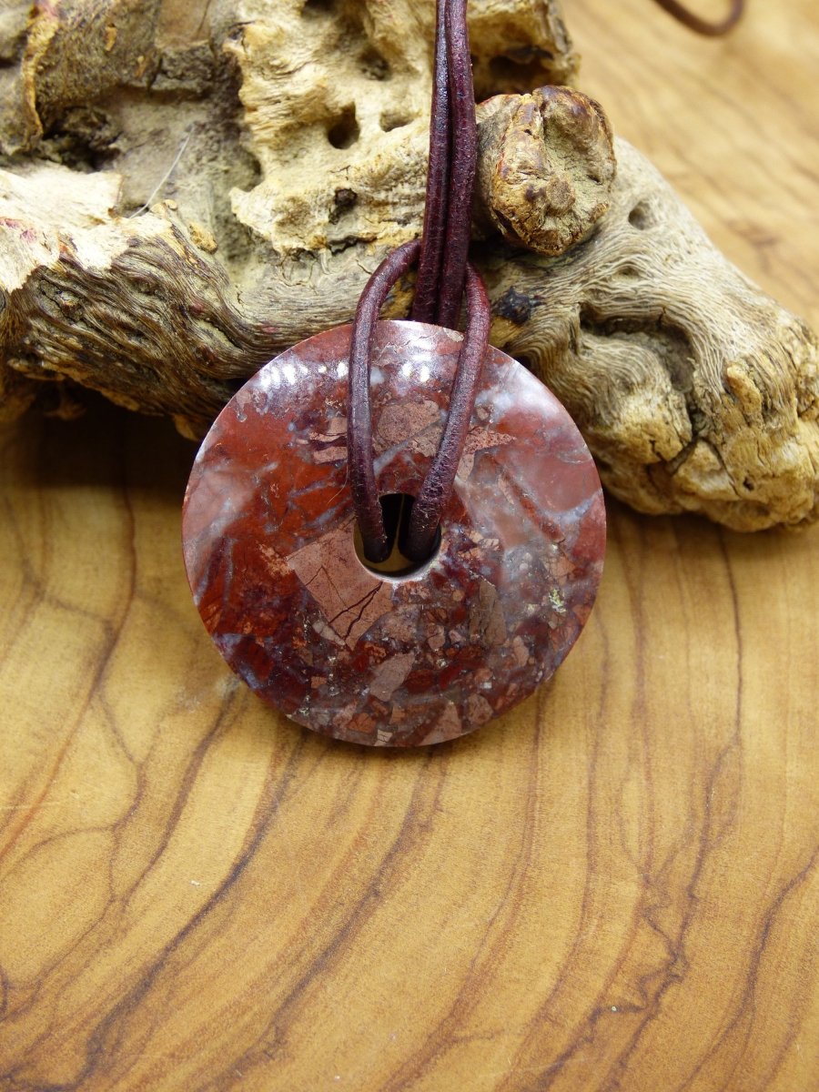 Huanucite - Roter Jaspis - Edelstein Kette rot Natur Heilstein Kristalle Schmuck Anhänger Er Sie Mann Frau Geschenk Rarität GOA Boho Ethno - Art of Nature Berlin