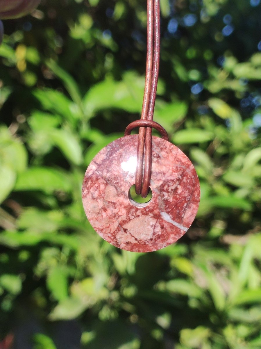 Huanucite - Roter Jaspis - Edelstein Kette rot Natur Heilstein Kristalle Schmuck Anhänger Er Sie Mann Frau Geschenk Rarität GOA Boho Ethno - Art of Nature Berlin