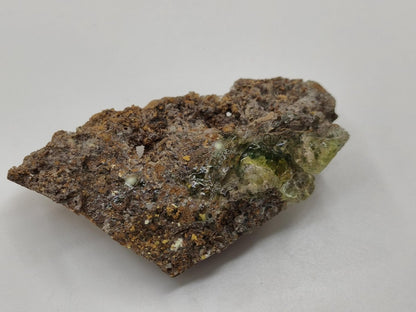 Hyalit Opal Namibia | UV aktiver Hyalit mit neongrüner Fluoreszenz | Traubige Mineralstufe Erongo| Sammler mineral Kristall Rarität - Art of Nature Berlin