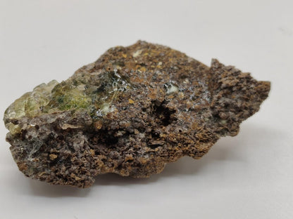 Hyalit Opal Namibia | UV aktiver Hyalit mit neongrüner Fluoreszenz | Traubige Mineralstufe Erongo| Sammler mineral Kristall Rarität - Art of Nature Berlin