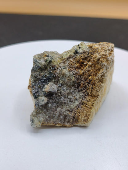 Hyalit Opal XL Namibia | UV aktiver Hyalit mit neongrüner Fluoreszenz | Traubige Mineralstufe Erongo| Sammler mineral Kristall Rarität - Art of Nature Berlin