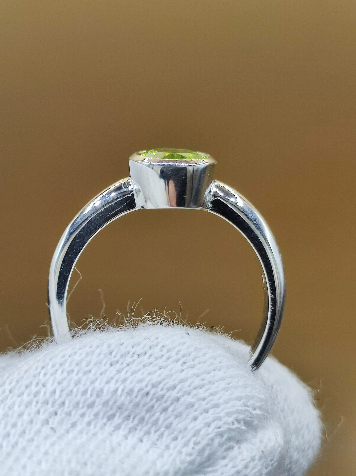 Peridot - Ring - 925 Silver Size 17 (53) - Gemstone Healing Stone Noble Energy Power Jewelry High-Quality Rarity Rare Gift Woman