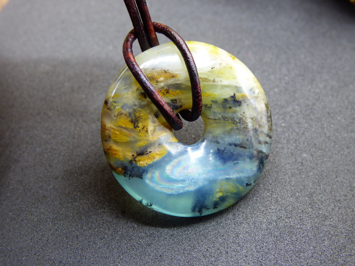Opale Andine Opale Bleu ~ Collier de pierres précieuses HIPPIE GOA Boho Ethno Nature Donut Protection Symbole Pierre de guérison Chakra Collecteur Minéral Rareté Homme Femme