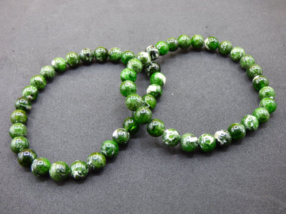 Bracelet extensible en perles de diopside, vert naturel, style hippie bohème ethnique indie, pierre de guérison naturelle, rareté magique, diopside chromé