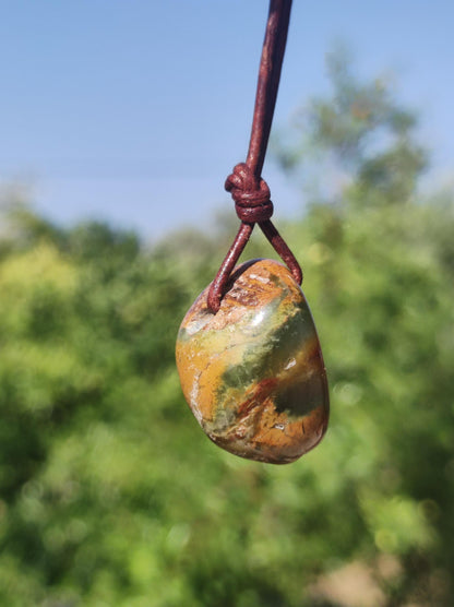 Chrysoprase ~ Collier de pierres précieuses ~HIPPIE ~GOA ~Boho ~Tibet ~Ethno ~Nature ~Symbole de protection ~Pierre de guérison ~Rarité