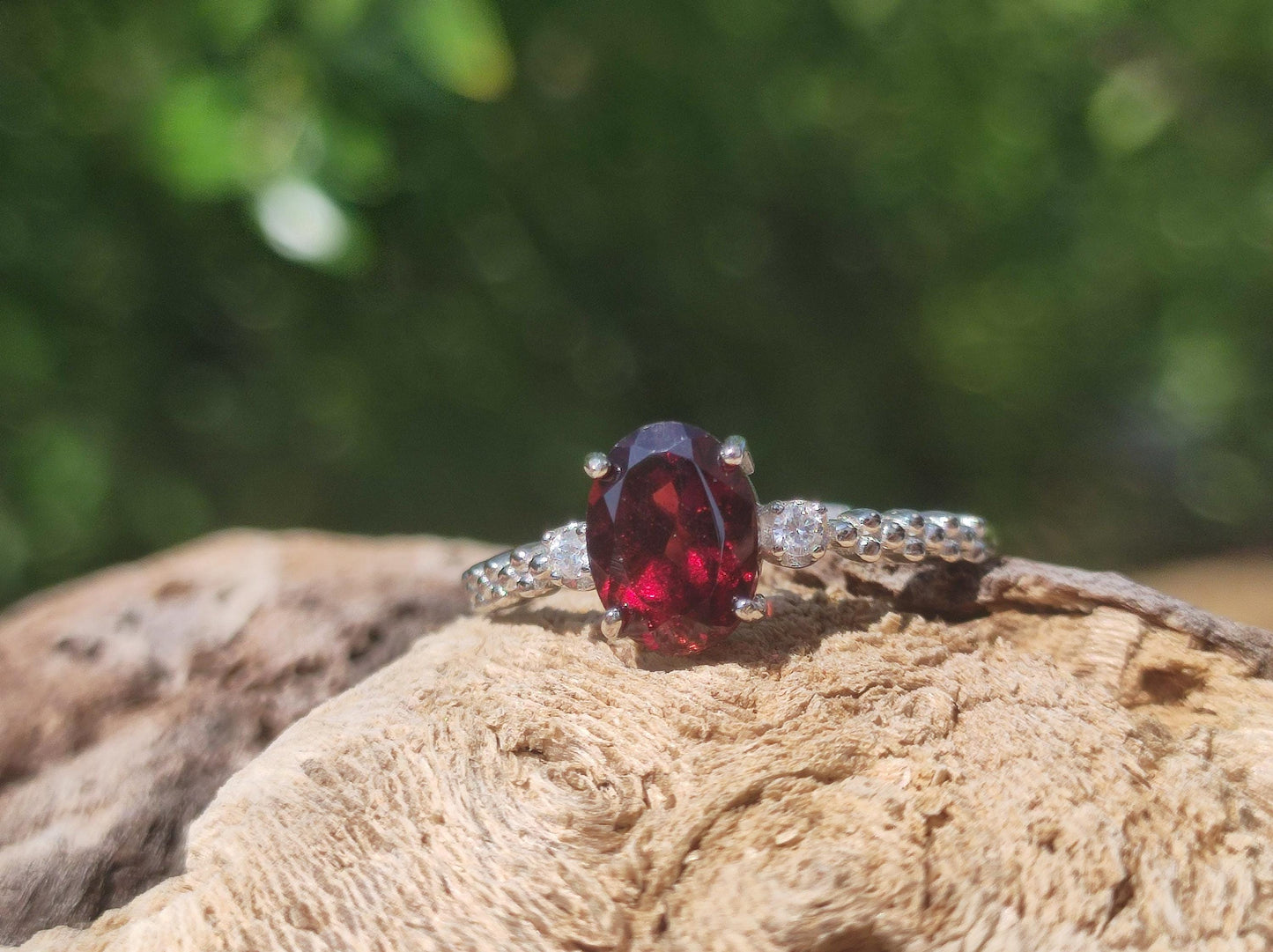 Garnet - Ring - 925 silver adjustable size - gemstone healing stone red nature precious energy power jewelry quality rarity gift woman