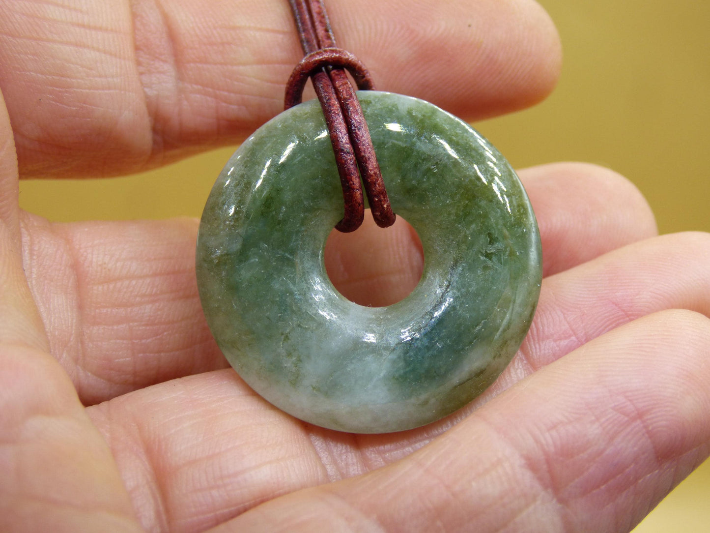 Burma Jade Donut *Rarität* ~ Edelstein Kette ~HIPPIE ~GOA ~Boho ~Tibet ~Ethno ~Nature ~Donut ~Schutzsymbol ~Heilstein