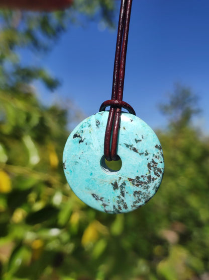 Chrysocolla Chrysocolla Donut 30mm Collier de pierres précieuses Pierre de guérison Symbole de protection Homme Femme Bonheur HIPPIE GOA Boho Tibet Ethnique Naturel Rareté Cadeau