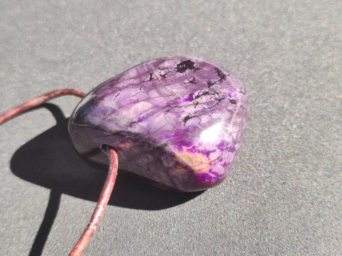 Collier de pierres précieuses Sugilite rare rareté HIPPIE GOA Boho Ethno Nature pierre de guérison investissement de collection Sugilite violette