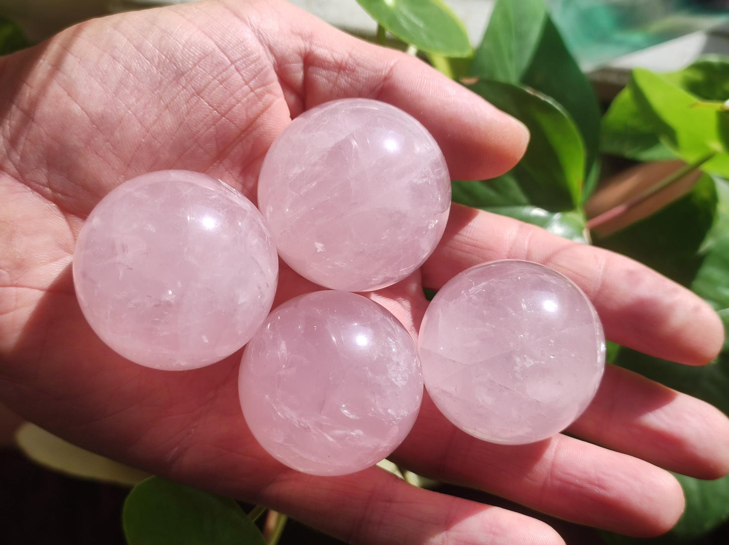 Quartz rose ~ Boule de pierres précieuses magique Massage et décoration Sphère Boule de jeu en cristal Méditation ~ HIPPIE ~ GOA ~ Boho ~ Ethno ~ Pierre de guérison