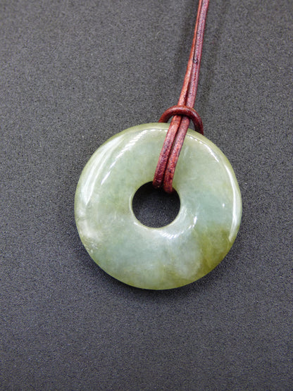 Birmanie Jade Donut *Rarité* ~ Collier de pierres précieuses ~HIPPIE ~GOA ~Boho ~Tibet ~Ethno ~Nature ~Donut ~Symbole de protection ~Pierre de guérison