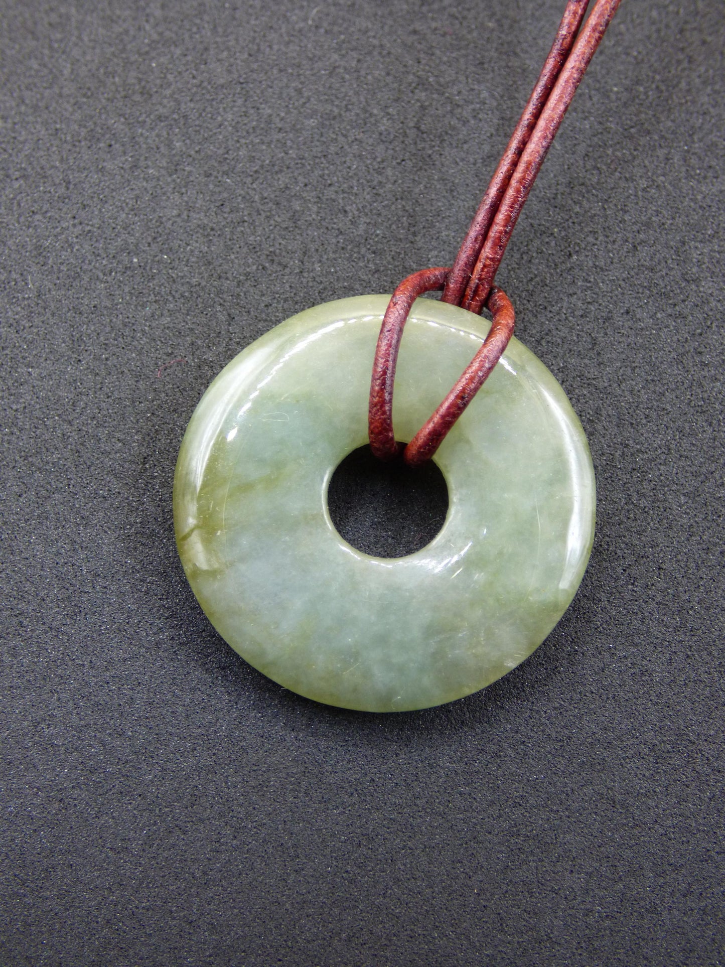 Birmanie Jade Donut *Rarité* ~ Collier de pierres précieuses ~HIPPIE ~GOA ~Boho ~Tibet ~Ethno ~Nature ~Donut ~Symbole de protection ~Pierre de guérison