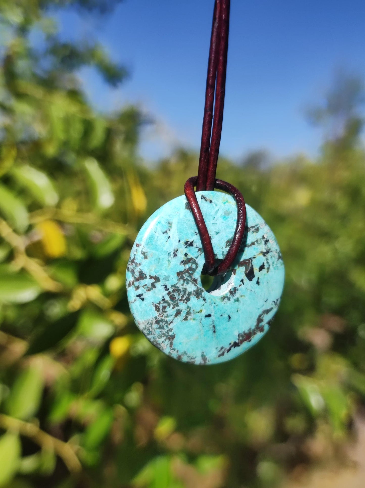 Chrysocolla Chrysocolla Donut 30mm Collier de pierres précieuses Pierre de guérison Symbole de protection Homme Femme Bonheur HIPPIE GOA Boho Tibet Ethnique Naturel Rareté Cadeau