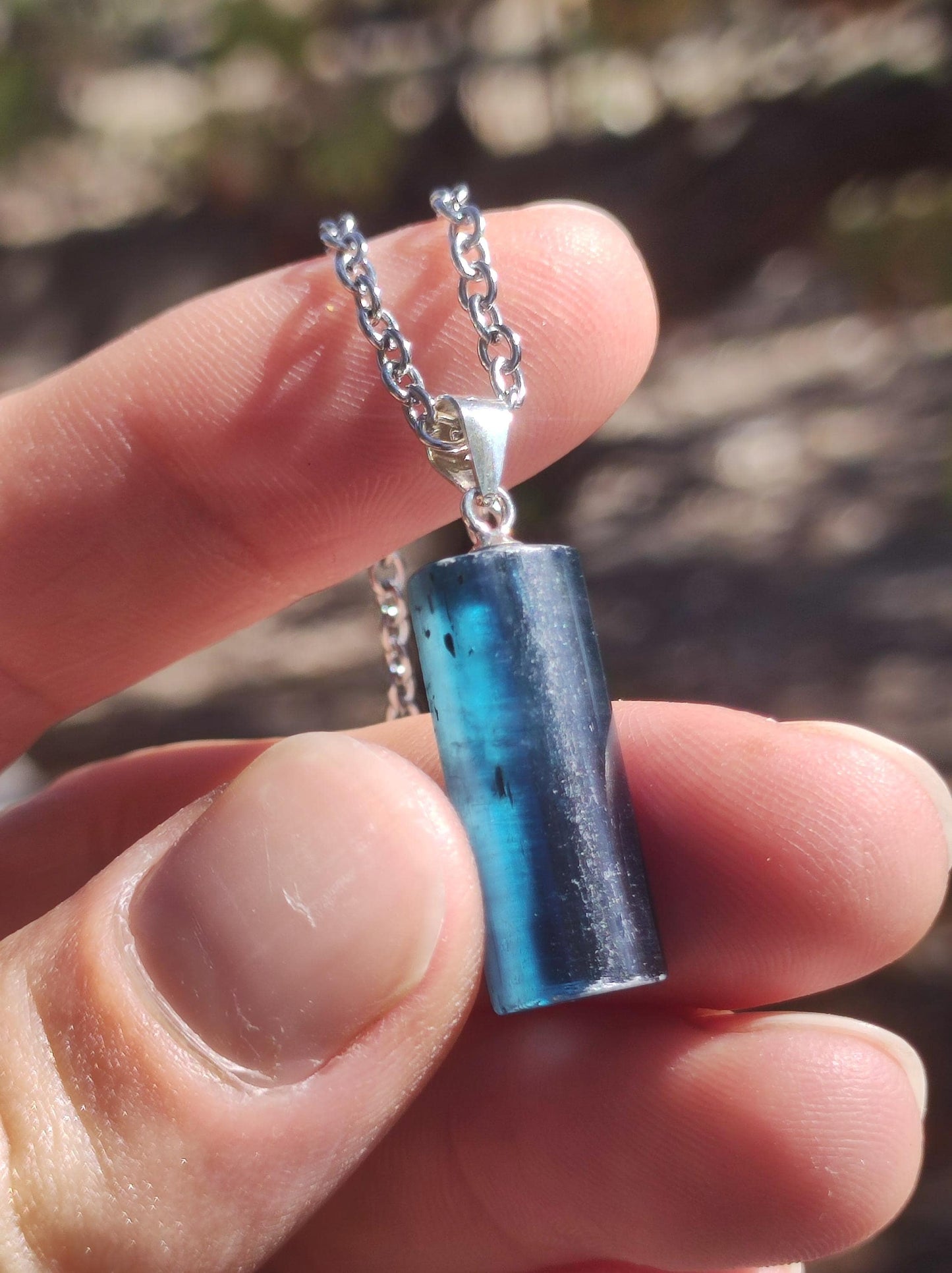 Néon Bleu Cyanite / Disthène AAA 925 Argent Pierre Précieuse Collier Pierre De Guérison Naturelle Cristal Bleu Rareté Pendentif Homme Femme He She Cadeau Précieux