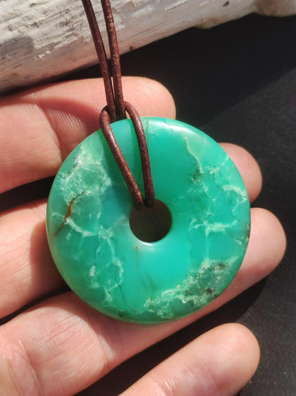 Chrysoprase Edelstein Donut Kette grün Natur GOA Boho Hippie Ethno Schutzsymbol Heilstein Sammler Unikat Mann Frau Er Sie Geschenk Anhänger