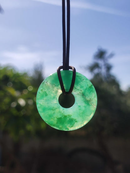 Chrysoprase ~ Collier de pierres précieuses vertes pierre de guérison naturelle symbole de protection homme femme bonheur HIPPIE GOA Boho Tibet Ethno Nature rareté cadeau lui elle