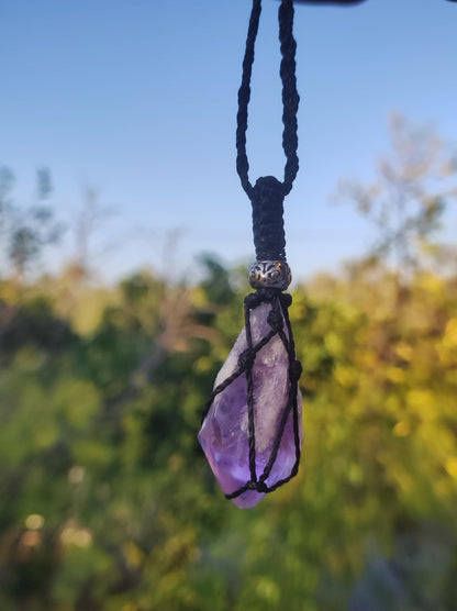 Amethyst roh ~ Makramee Edelstein Kette lila Natur Rarität Heilstein Kristall HIPPIE Boho Mann Frau Mutter Geschenk Er Sie roh Mineral