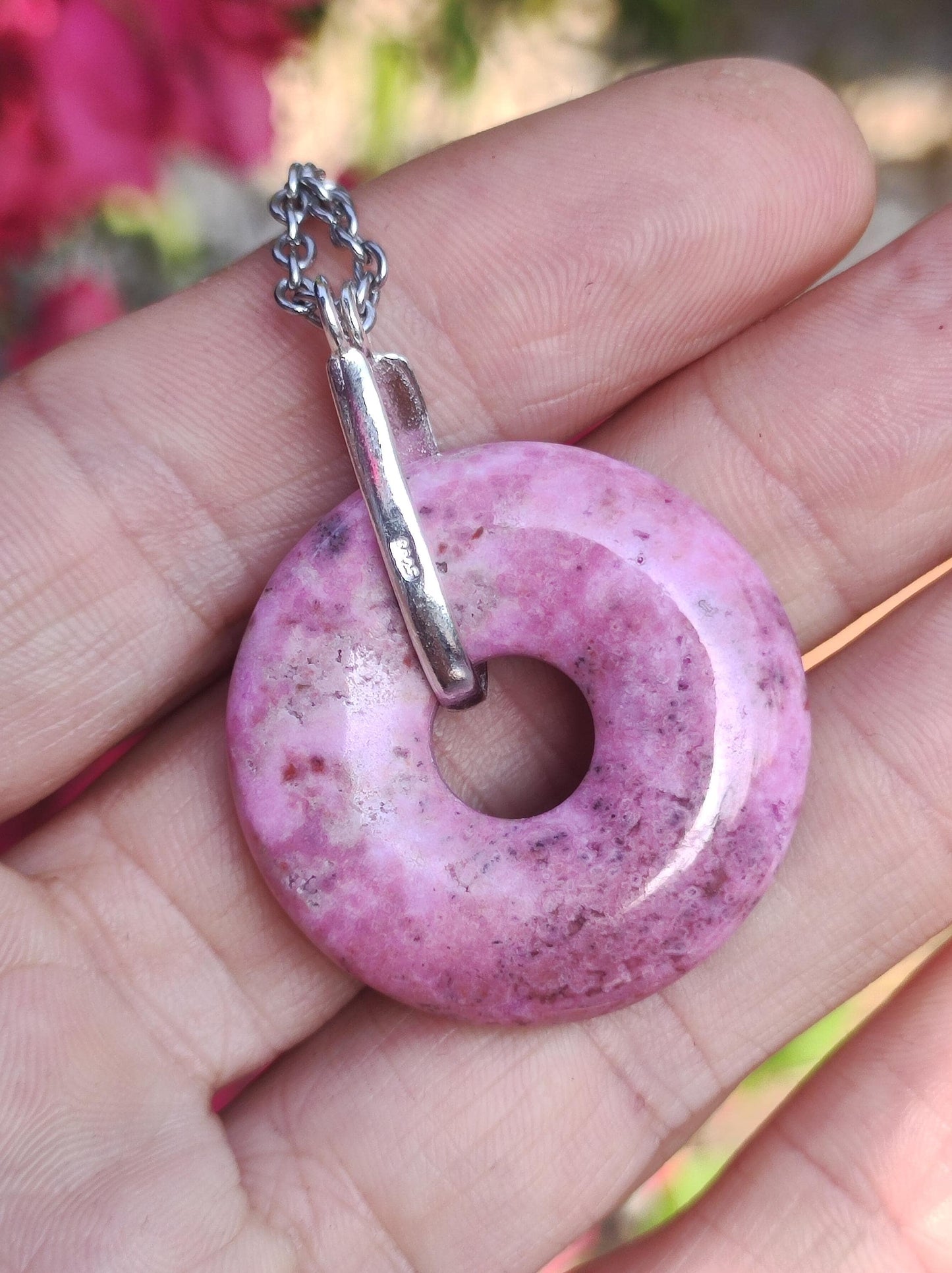 Cobalt Calcit Kobaltcalcit Schutz Donut Edelstein Kette pink rosa Natur Heilstein Rarität Frau Geschenk Sammler Energie Kraft Ruhe Glück