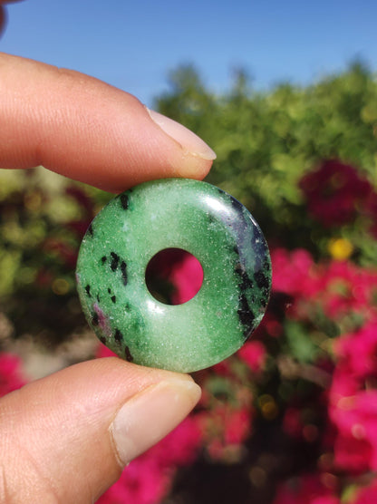 Zoisit ~ Donut Edelstein Kette grün Natur Heilstein Mann Frau Glück Schutz HIPPIE GOA Boho Tibet Ethno Rarität Geschenk Er Sie