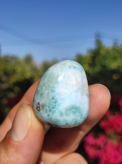 Larimar A - ungebohrt - Handschmeichler Dekostein blau Natur Kristall HIPPIE GOA Boho Ethno Nature Heilstein Sammler Mineral Geschenk Meer