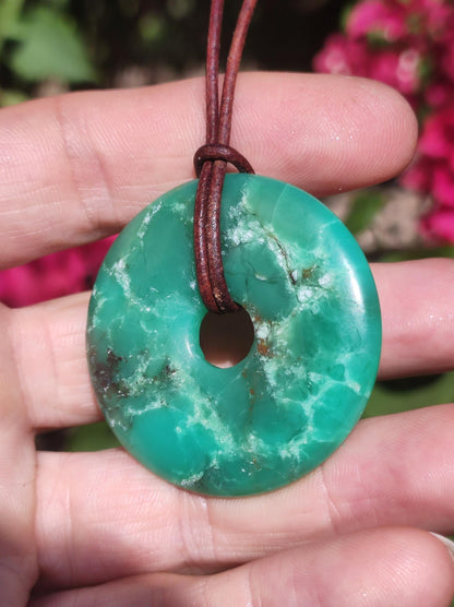 Chrysoprase Edelstein Donut Kette grün Natur GOA Boho Hippie Ethno Schutzsymbol Heilstein Sammler Unikat Mann Frau Er Sie Geschenk Anhänger