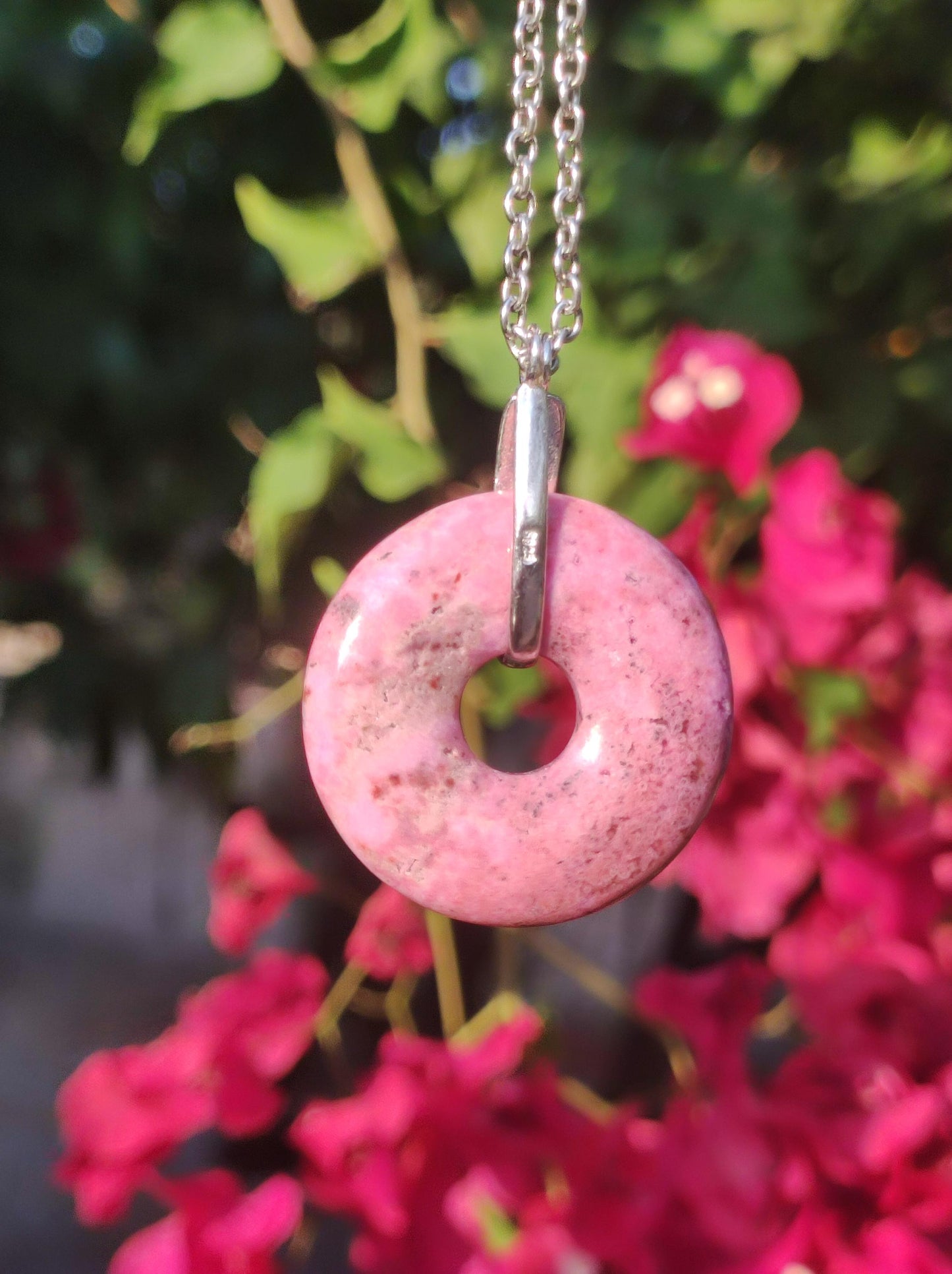 Cobalt Calcit Kobaltcalcit Schutz Donut Edelstein Kette pink rosa Natur Heilstein Rarität Frau Geschenk Sammler Energie Kraft Ruhe Glück