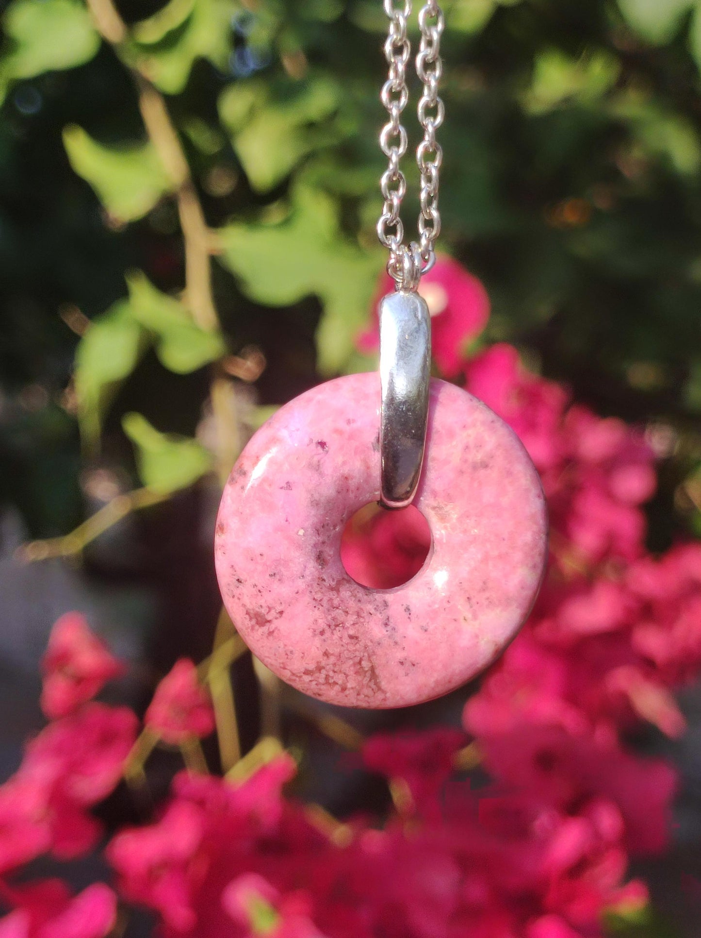 Cobalt Calcit Kobaltcalcit Schutz Donut Edelstein Kette pink rosa Natur Heilstein Rarität Frau Geschenk Sammler Energie Kraft Ruhe Glück