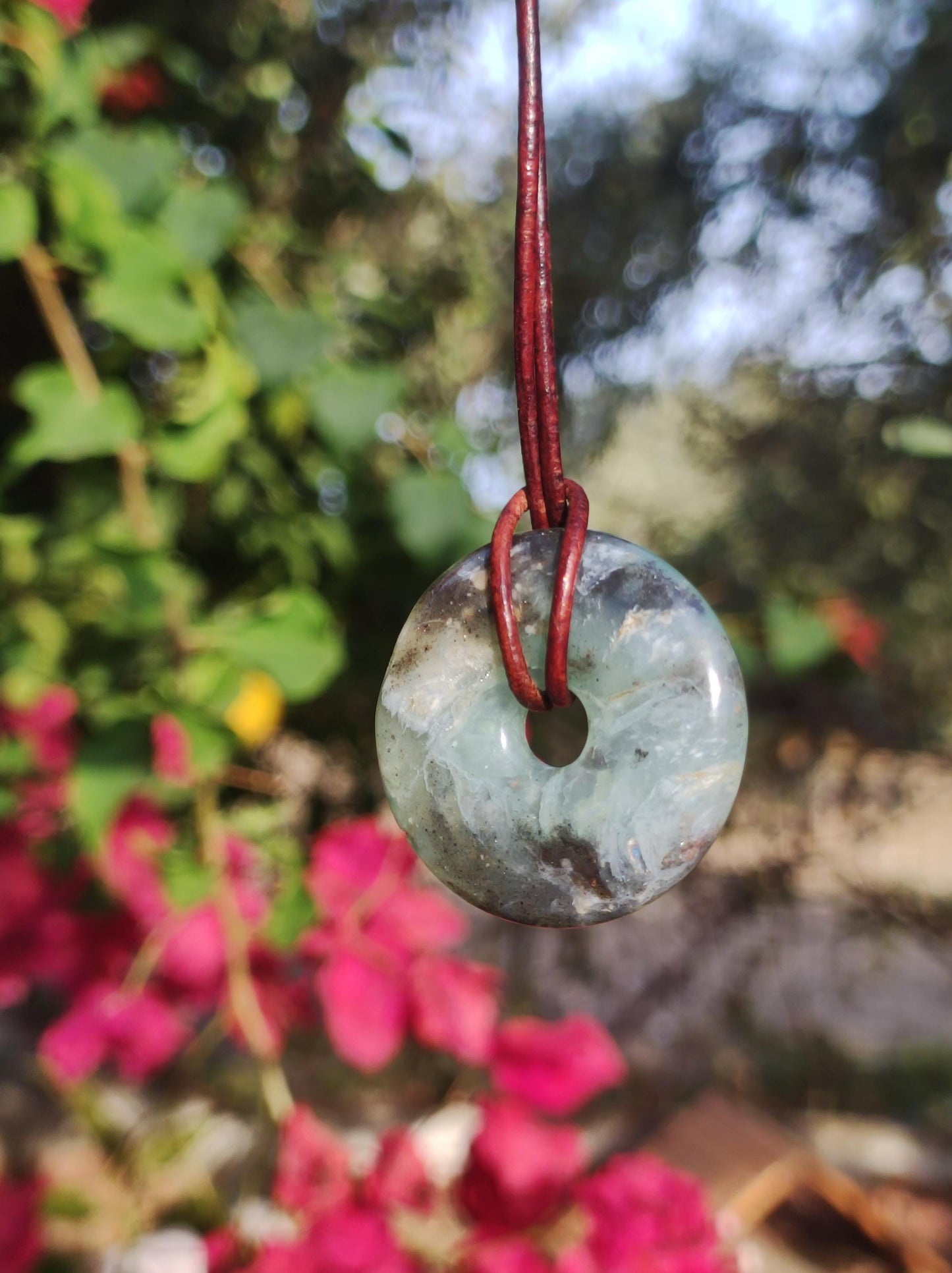 Opal Andenopal schwarz blau ~ Edelstein Kette Boho Ethno Nature Donut Schutzsymbol Heilstein Matrix Sammler Mineral Rarität Mann Frau