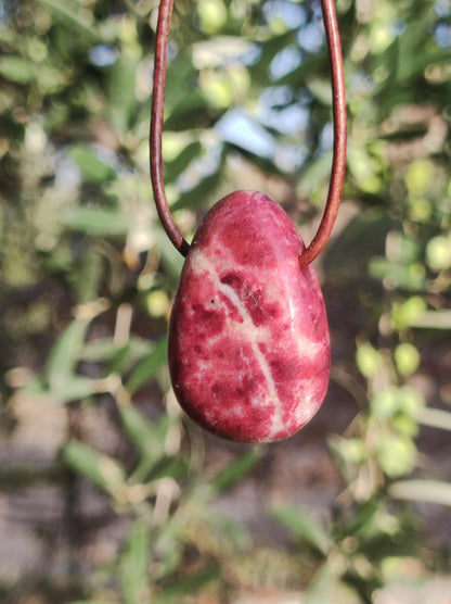 Thulit Edelstein Kette pink rot Natur HIPPIE GOA Boho Heilstein Kristalle Schmuck Anhänger Mann Frau Kind Geschenk Er Sie Bruder Schwester