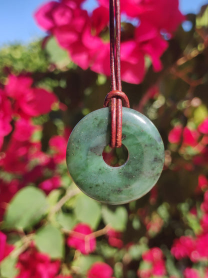 Nephrit Jade ~ Edelstein Kette Donut grün Natur Heilstein Schutzsymbol Mann Frau Er Sie Glück HIPPIE GOA Boho Tibet Ethno Rarität Geschenk