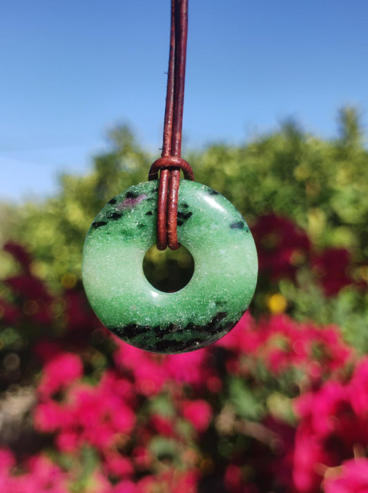 Zoisit ~ Donut Edelstein Kette grün Natur Heilstein Mann Frau Glück Schutz HIPPIE GOA Boho Tibet Ethno Rarität Geschenk Er Sie