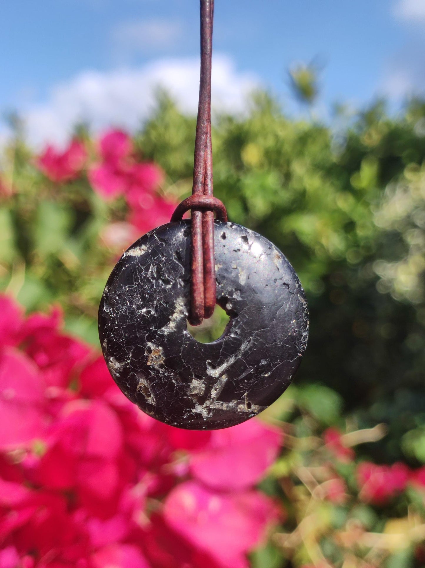 Turmalin / Schörl ~ Edelstein Kette HIPPIE GOA Boho Tibet Ethno Nature Donut Schutzsymbol ~Heilstein Chakra Energie schwarz Mann Frau