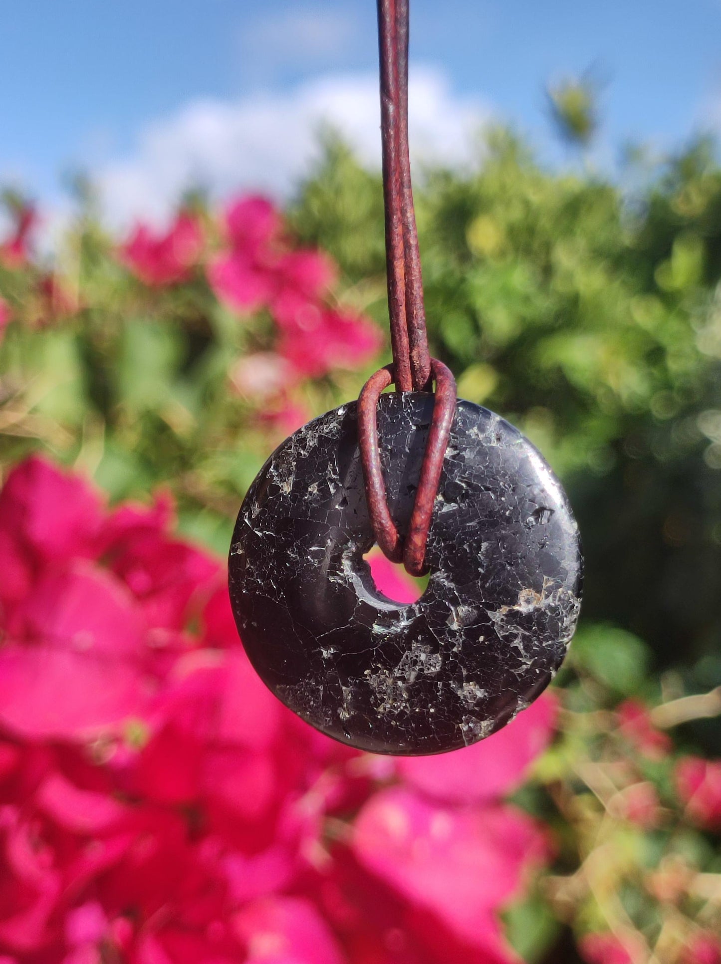 Turmalin / Schörl ~ Edelstein Kette HIPPIE GOA Boho Tibet Ethno Nature Donut Schutzsymbol ~Heilstein Chakra Energie schwarz Mann Frau