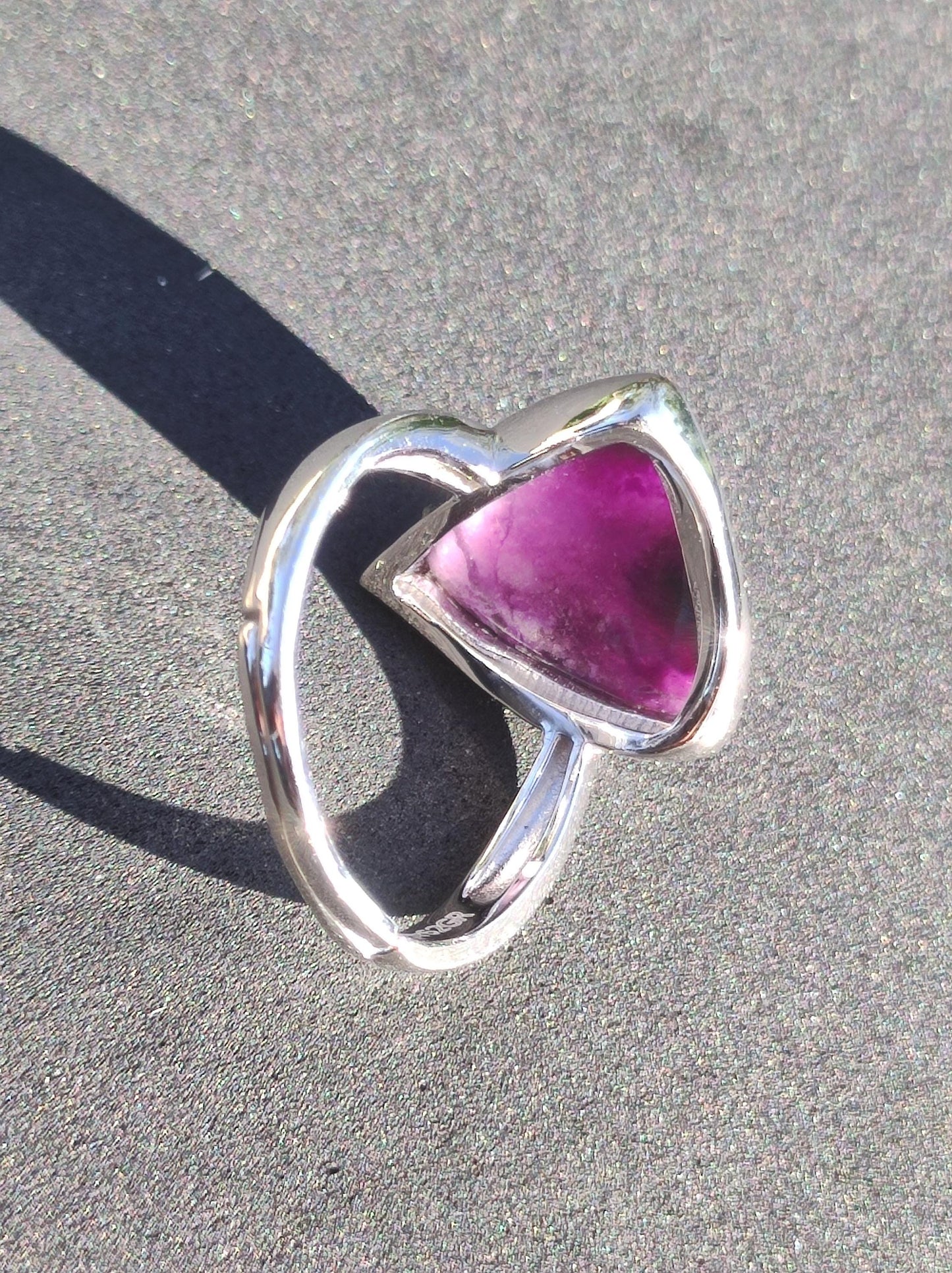 Sugilith Ring - 925 Sterling Silber - Edelstein lila Heilstein Natur Cabochon Frau Geschenk Sie Muttertag Oma Weihnachten Kristall Selten