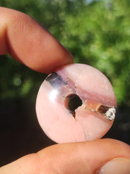 Opale andine rose - Collier de pierres précieuses HIPPIE GOA Boho Tibet Ethno Nature Donut Pierre de guérison Rareté Hommes Femmes Cadeau Pendentif He She Unique