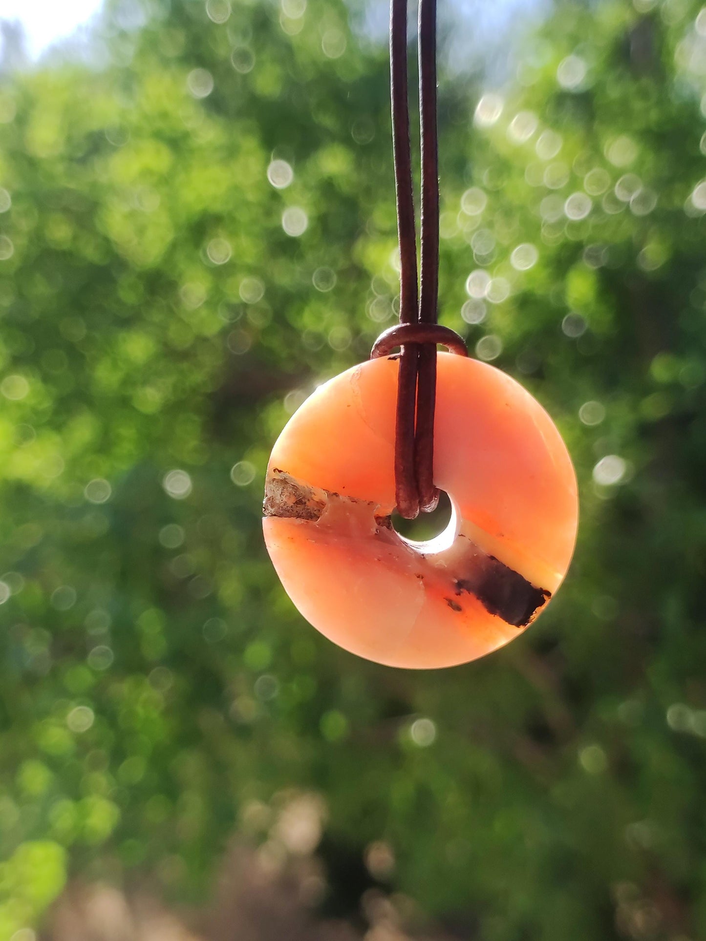 Opale andine rose - Collier de pierres précieuses HIPPIE GOA Boho Tibet Ethno Nature Donut Pierre de guérison Rareté Hommes Femmes Cadeau Pendentif He She Unique