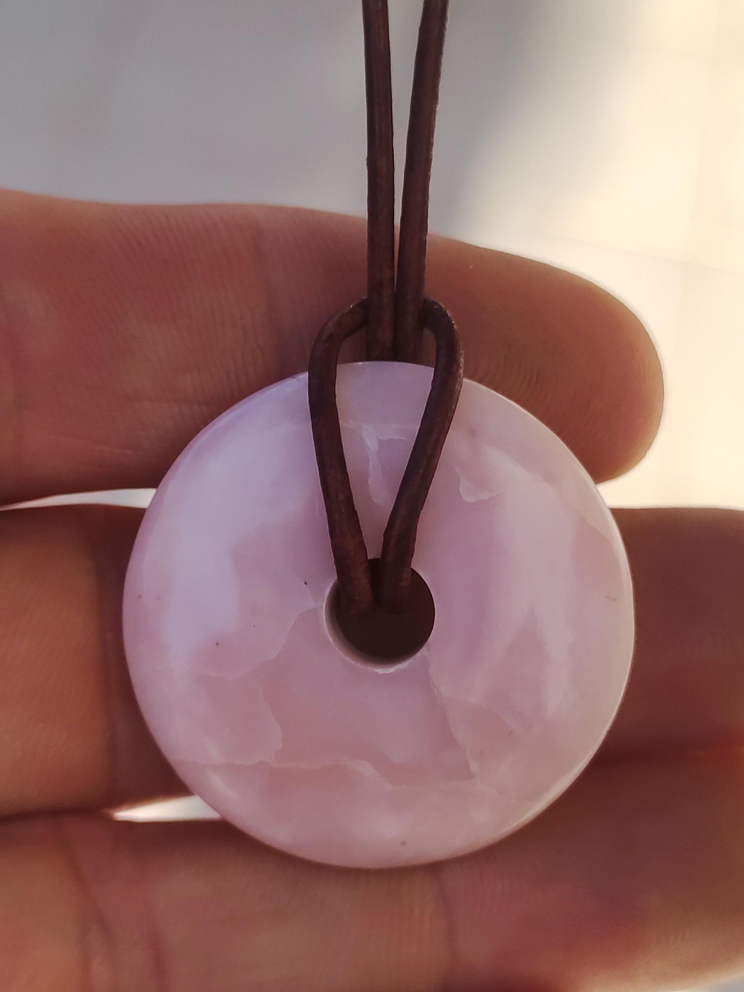 Opale andine rose - Collier de pierres précieuses HIPPIE GOA Boho Tibet Ethno Nature Donut Pierre de guérison Rareté Hommes Femmes Cadeau Pendentif He She Unique