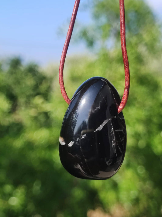 Onyx ~ Collier de pierres précieuses Noir Homme Femme Enfant Cadeau Lui Sa Nature Énergie Réelle Bijoux Pendentif Bonheur Protection Pierre de Guérison Hippie Ethnique Boho