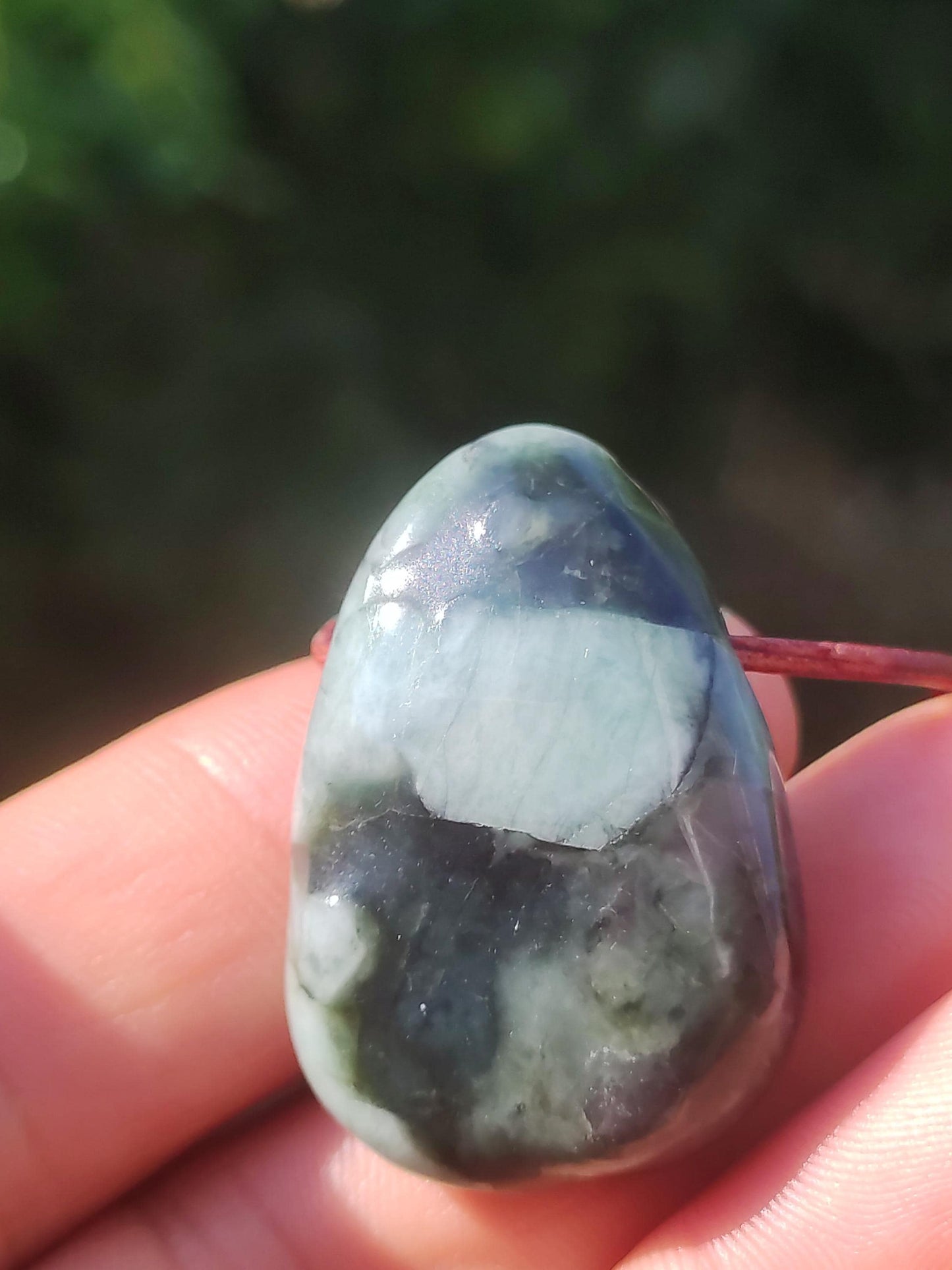 Collier de pierres précieuses émeraude / émeraude vert noir naturel HIPPIE GOA Boho ethnique pierre de guérison cristaux bijoux pendentif homme femme cadeau il elle